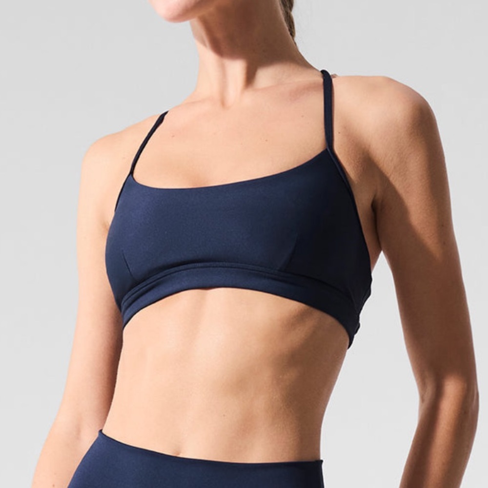 LIKE NEW: Alo Airlift Intrigue Bra Navy L